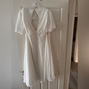 Plus size bridal dress